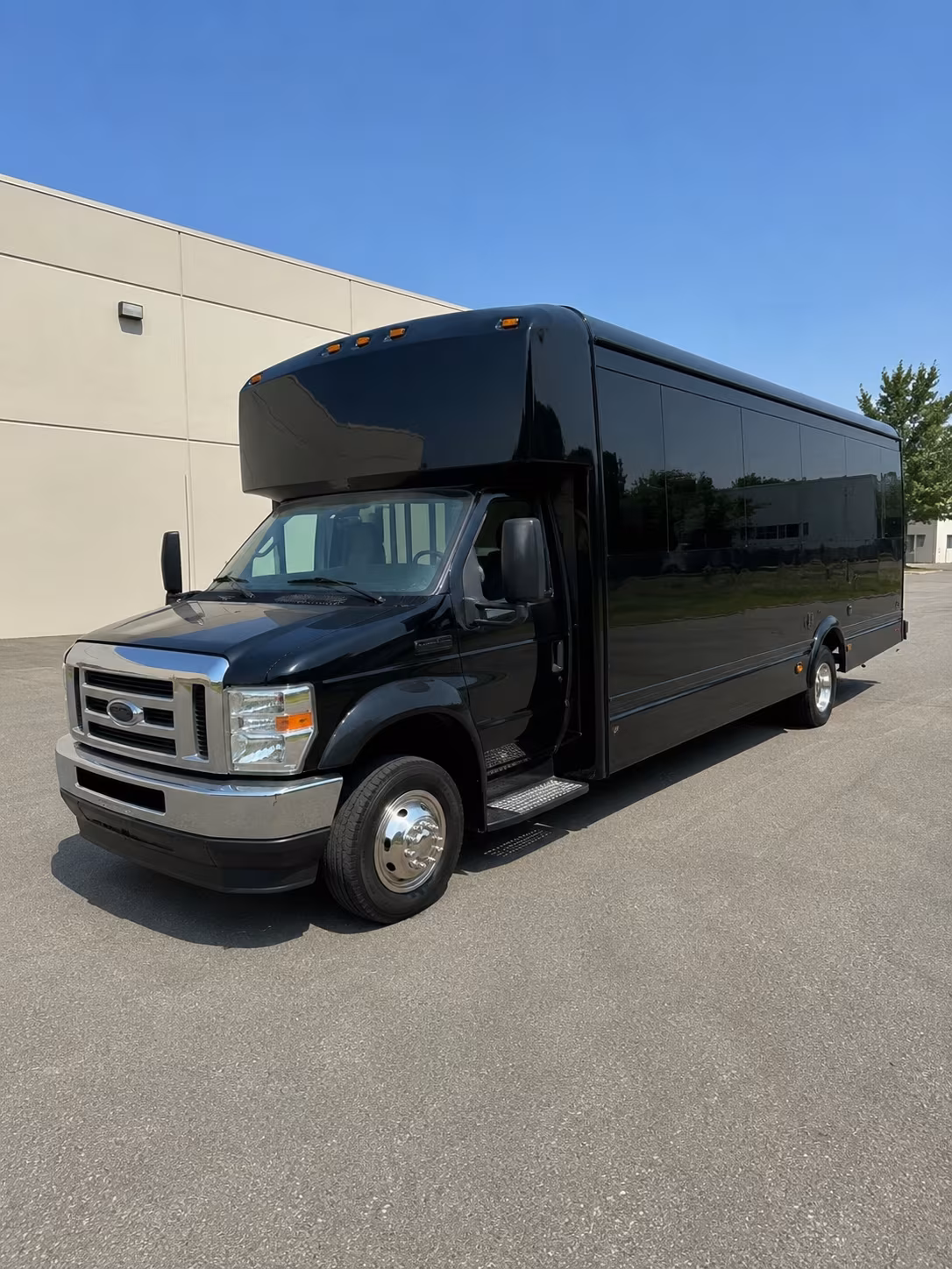 Portland Wedding Transportation party bus exterior