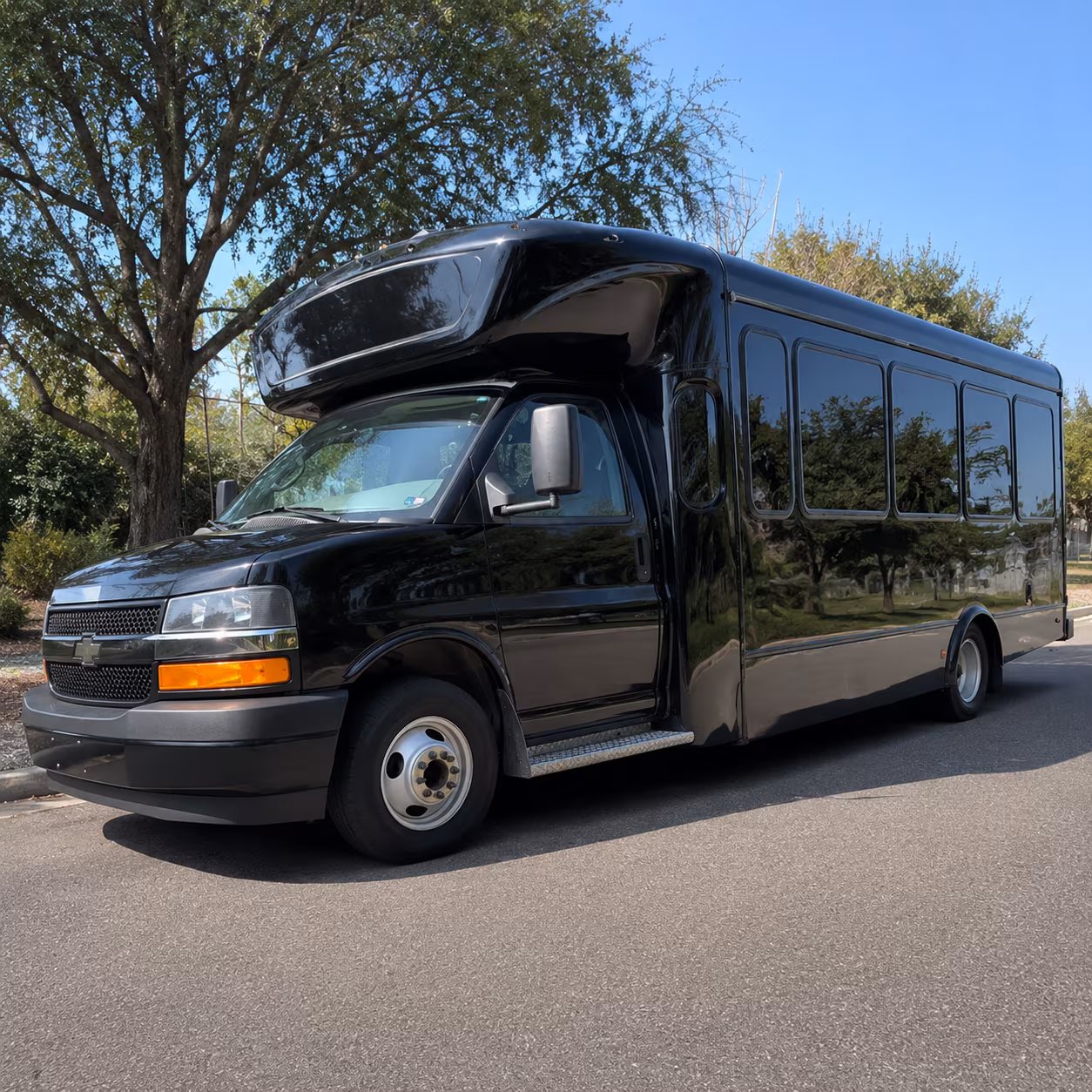 Vancouver Birthday, Sweet 16, & Quinceañera Party Bus Rentals