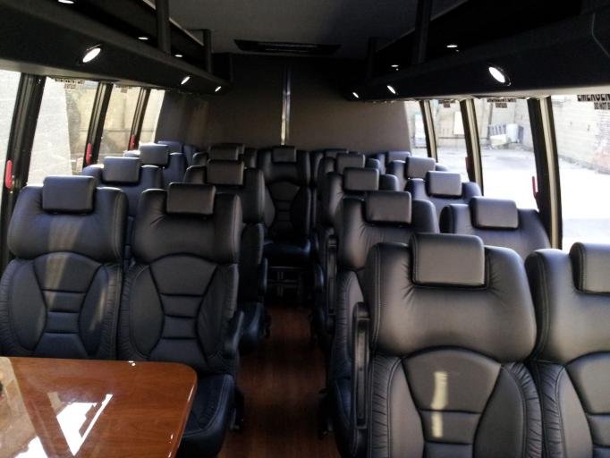 charter bus rental Beaverton Oregon